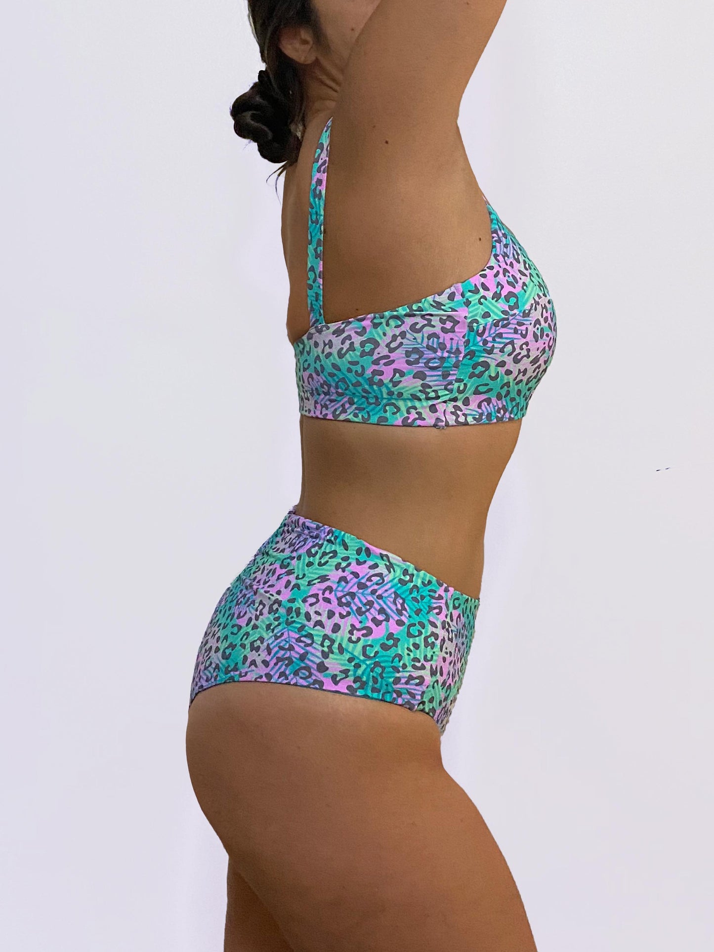 Bikini MAHINA verde (Pantaleta REVERSIBLE)
