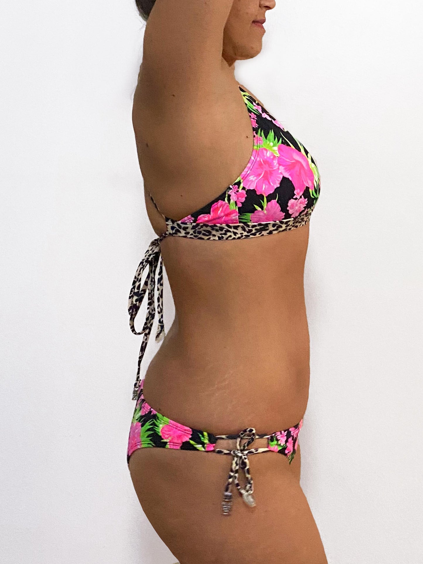 Bikini TAI negro