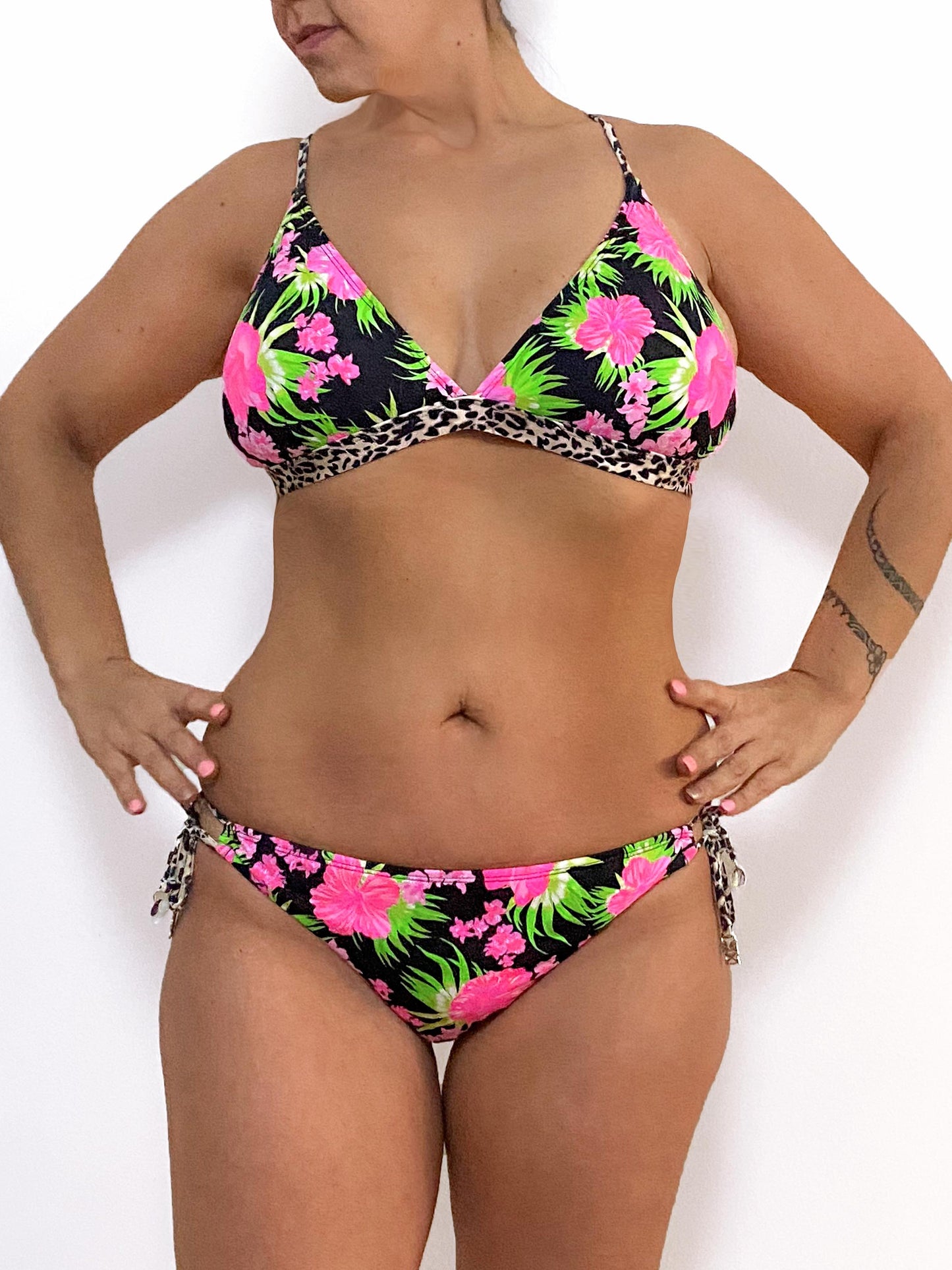 Bikini TAI negro