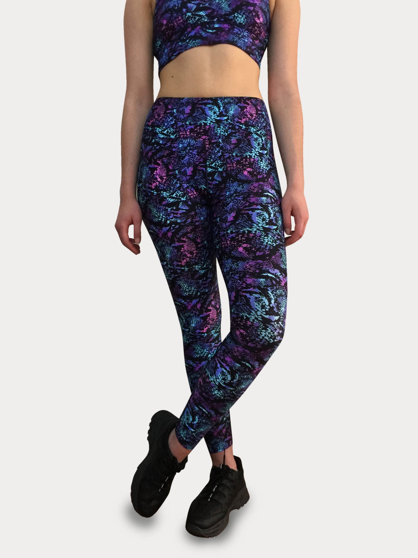 CALZA Hawaiki MORADO ANIMAL