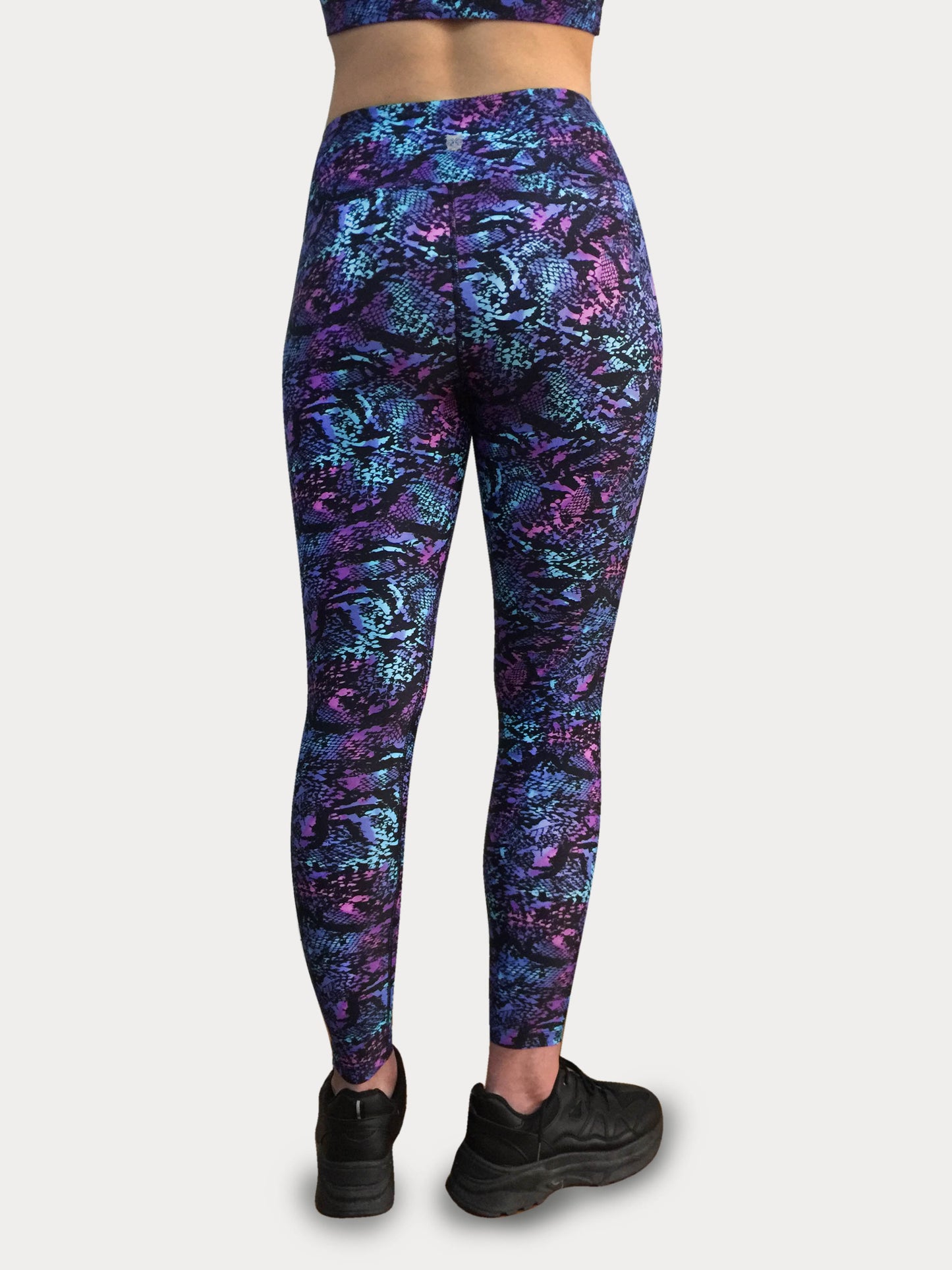 CALZA Hawaiki MORADO ANIMAL